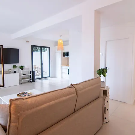 Maisonnette With Swimming Pool * Cagnes-sur-Mer