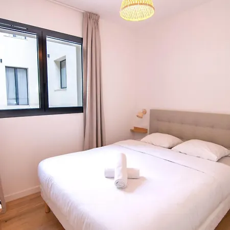 Lägenhet Maisonnette With Swimming Pool